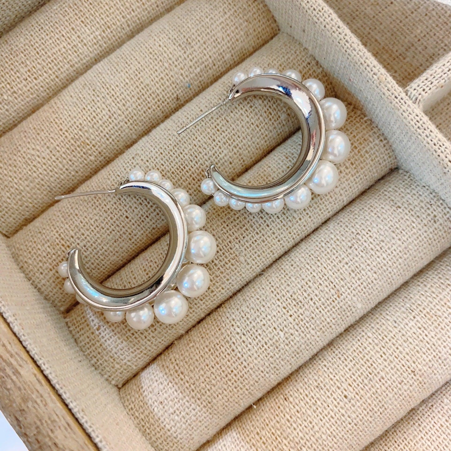 temperament pearl earrings