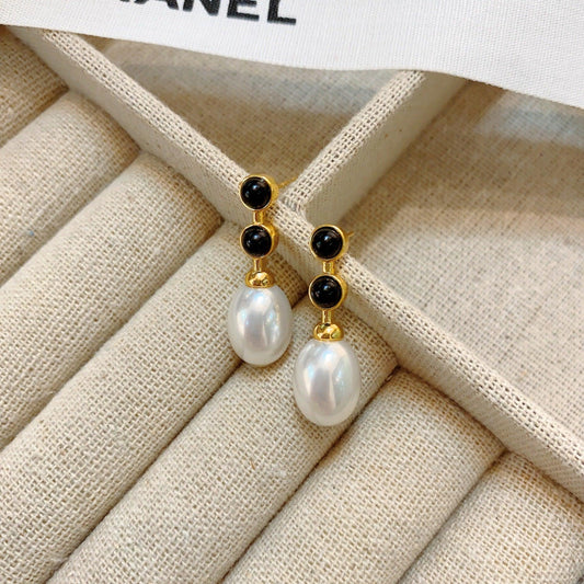 Niche design French retro water drop pearl pendant earrings