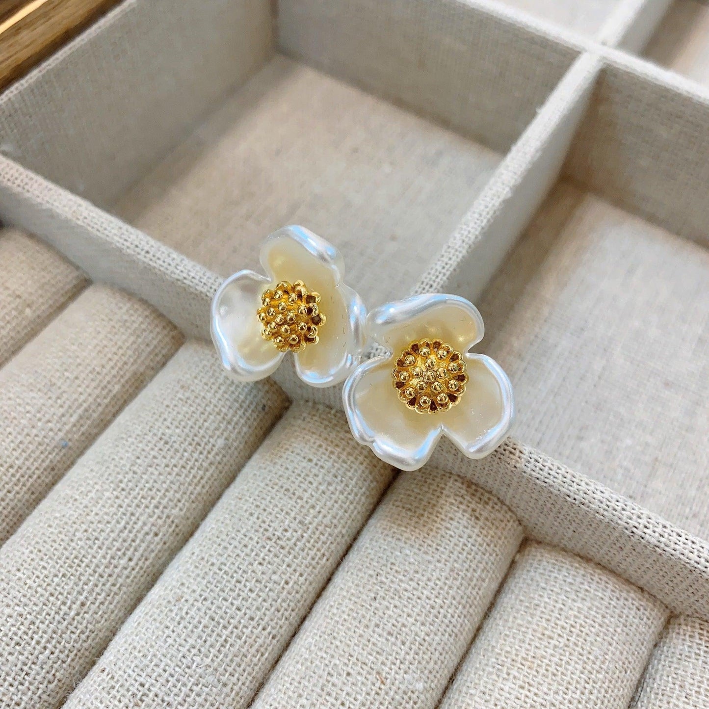 small fresh flower stud earrings