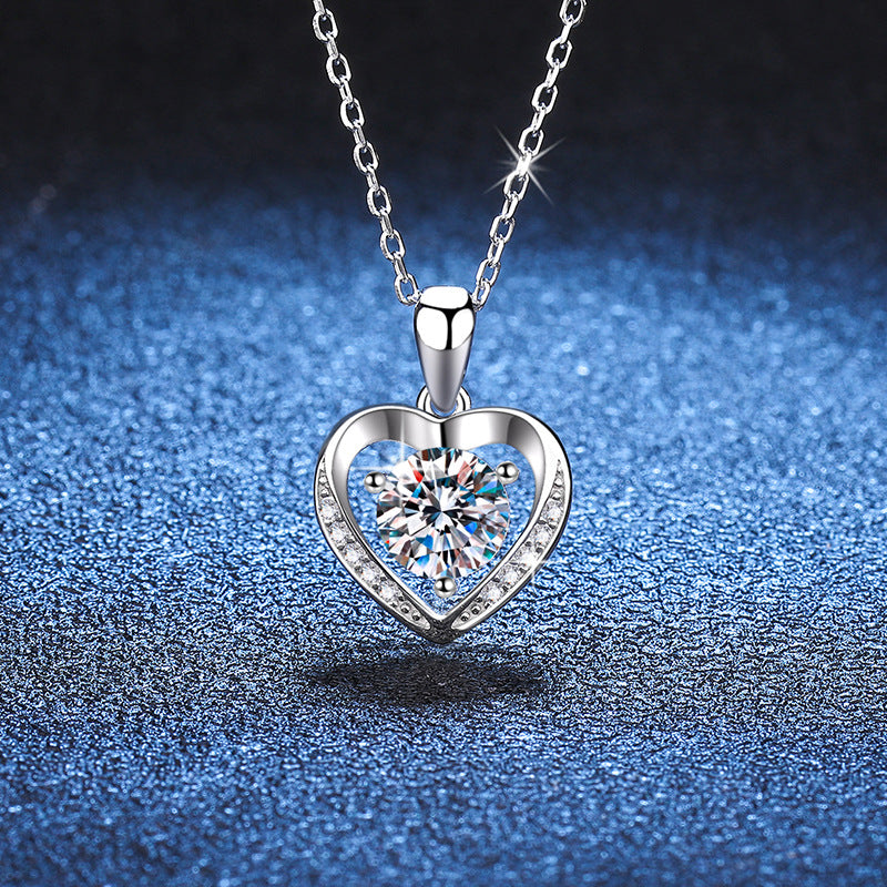 S925 Eternal Heart Silver Pendant Moissanite Clavicle Chain