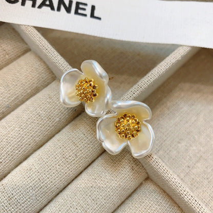 small fresh flower stud earrings