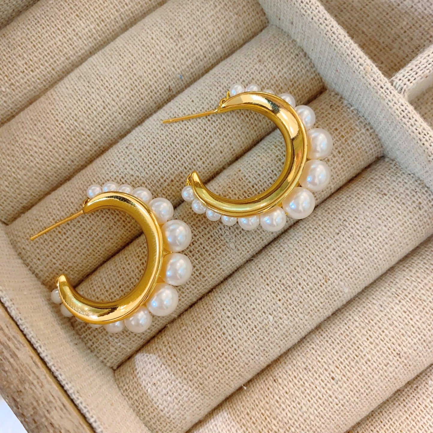 temperament pearl earrings