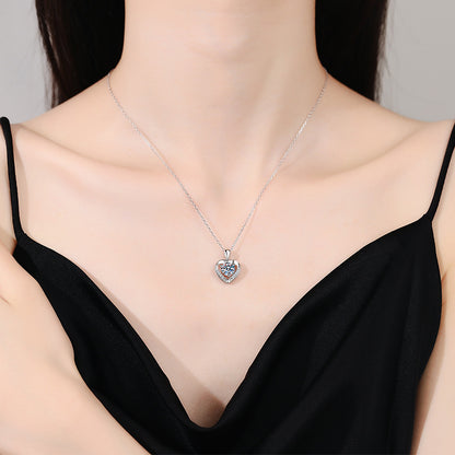 S925 Eternal Heart Silver Pendant Moissanite Clavicle Chain