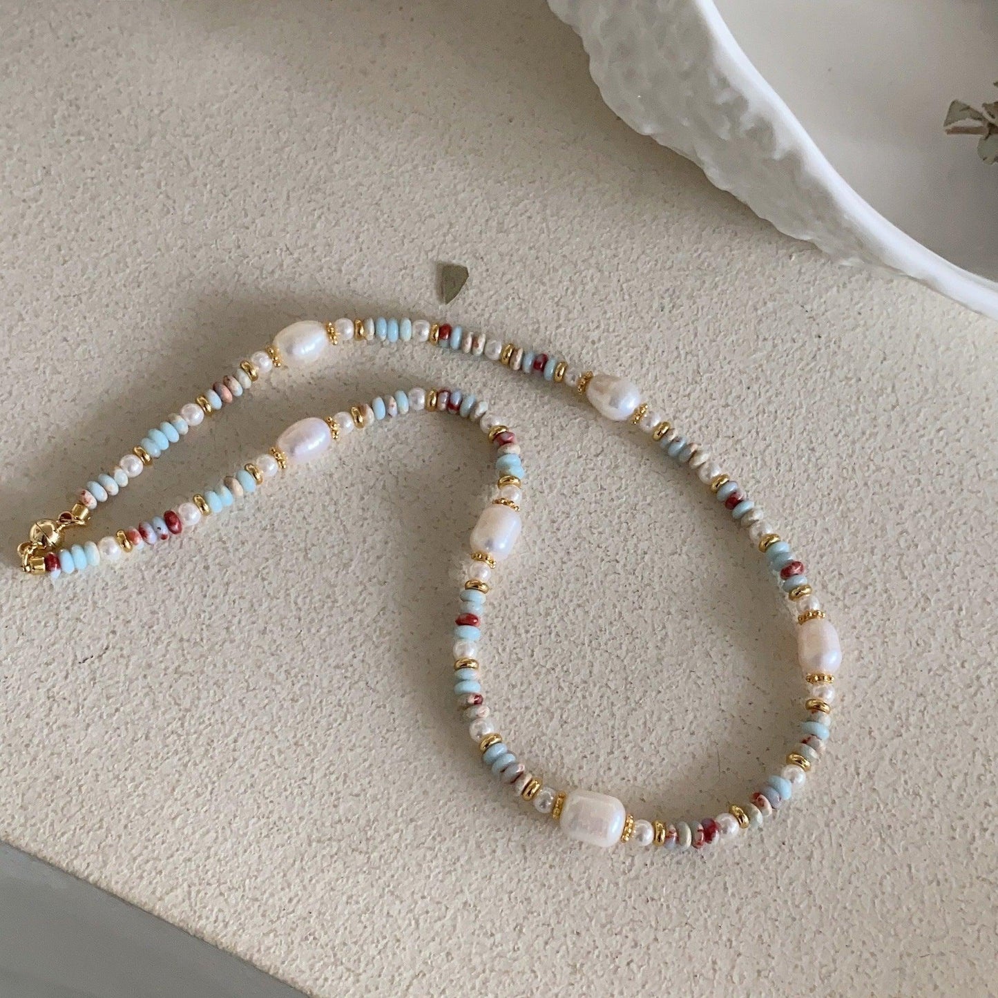 Color beaded natural stone pearl necklace